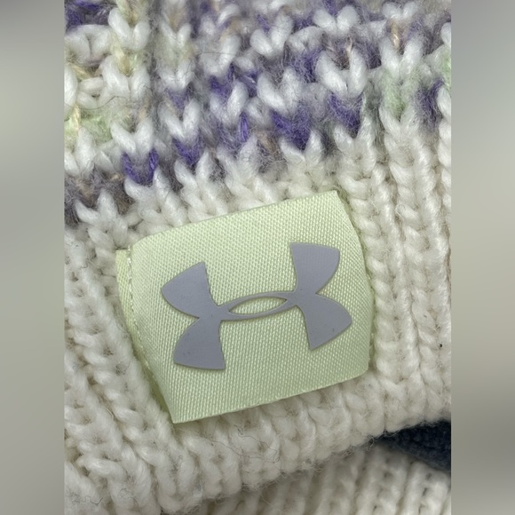 UNDER ARMOUR: Mulitcolor Knit/Fleece Hat, Youth Medium (4-6 Years) - Picture 8 of 11